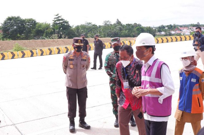 
					MANTAP…!Presiden Jokowi Sebut Tol Serang-Rangkasbitung Tingkatkan Ekonomi Warga