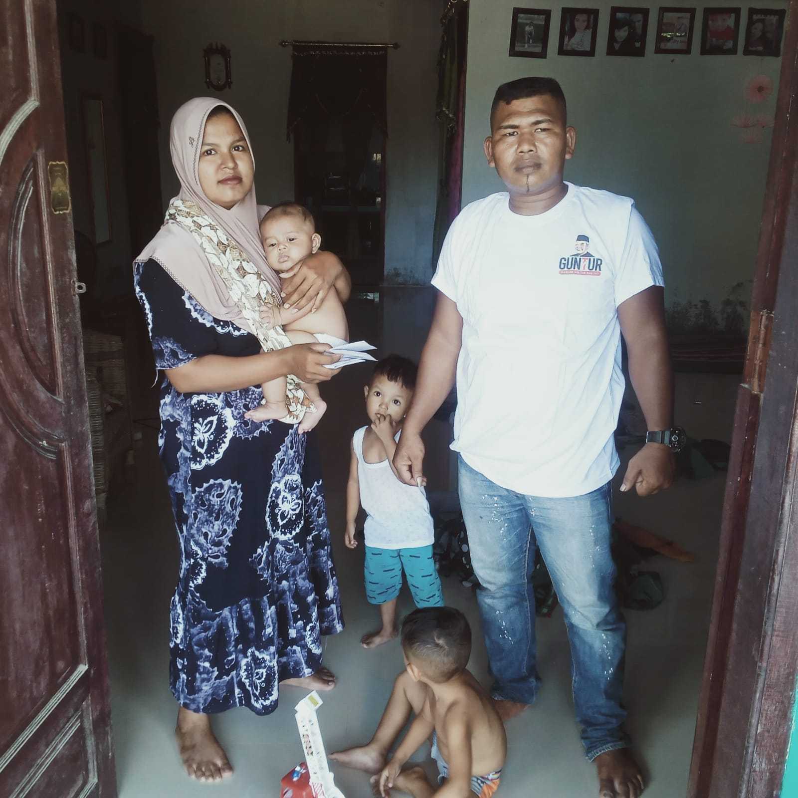 Relawan Guntur Berikan Santunan Kepada Anak Yatim Dan Fakir Miskin Di Aceh