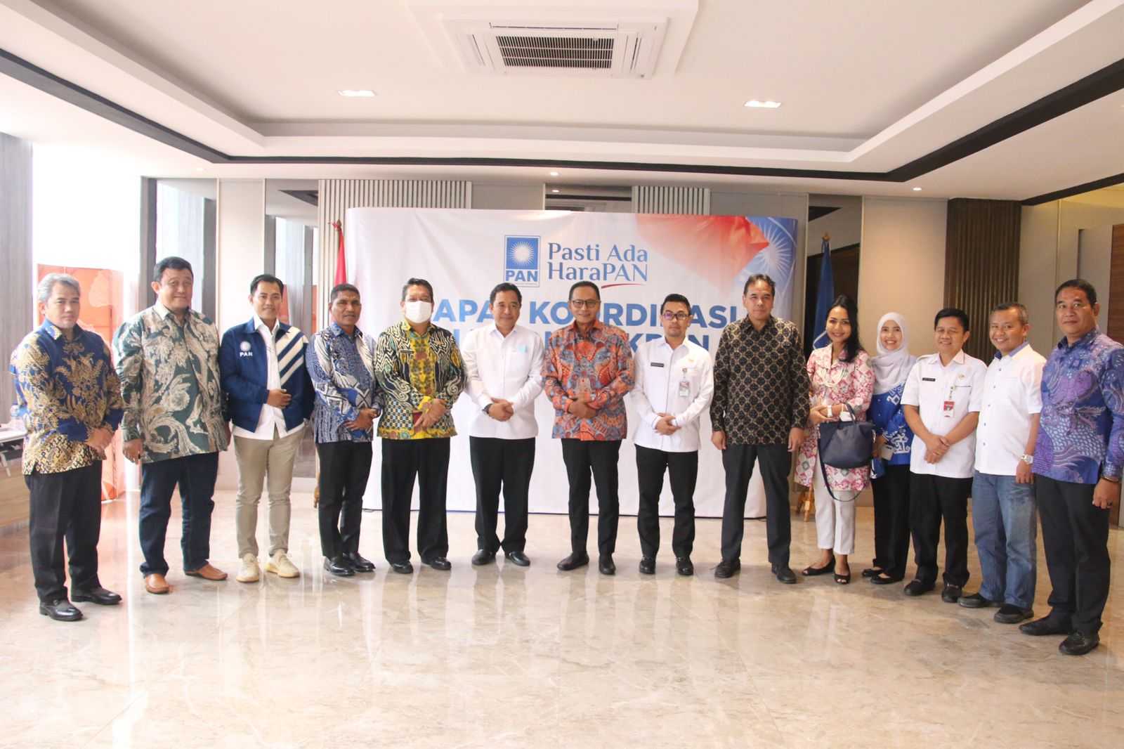 Kemendagri Lakukan Penandatanganan Berita Acara Serah Terima Penyaluran Bantuan Keuangan Partai Politik 13 Kemendagri Lakukan Penandatanganan Berita Acara Serah Terima Penyaluran Bantuan Keuangan Partai Politik