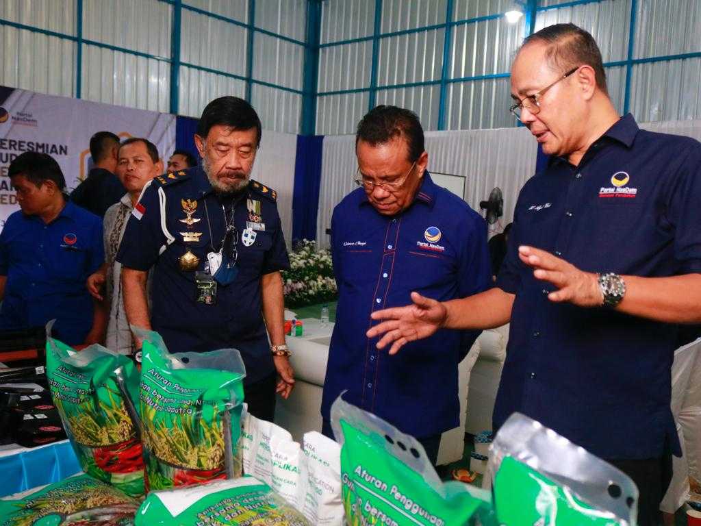 Realisasi Gagasan  Ayep Zaki Lakukan Peresmian Gudang Kedelai Dan Panen Kedelai
