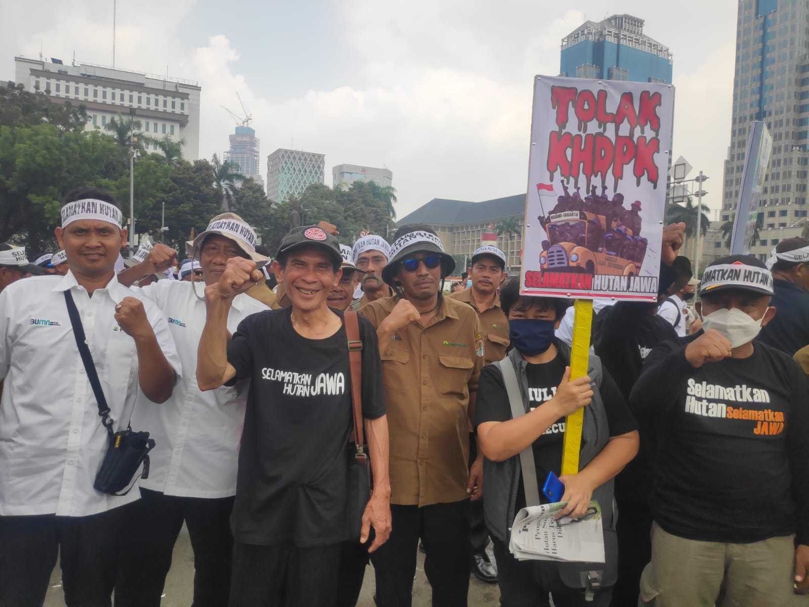 Lima Ribu Karyawan Perhutani Aksi Tolak Khdpk Dipatung Kuda 11 Lima Ribu Karyawan Perhutani Aksi Tolak Khdpk Dipatung Kuda