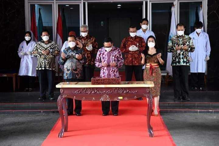 Sekretariat Presiden Kembalikan Teks Proklamasi Tulisan Tangan Bung Karno Ke Anri