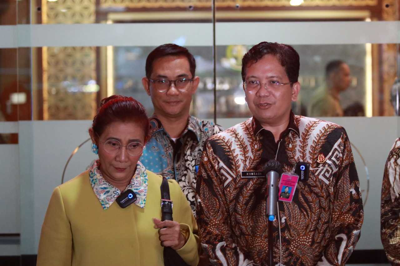 Gawat...!Terindikasi Dugaan Korupsi Impor Garam, Susi Pudjiastuti Diperiksa Kejagung