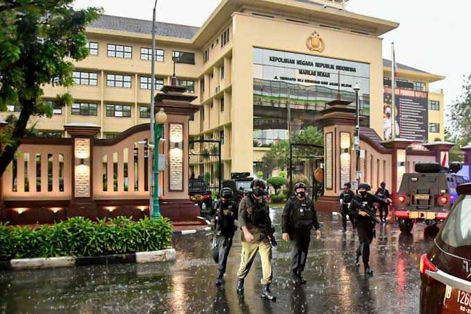 Waduh Parah...!Advokat Tampak Ungkap Konsorsium Dana Apbn Polri