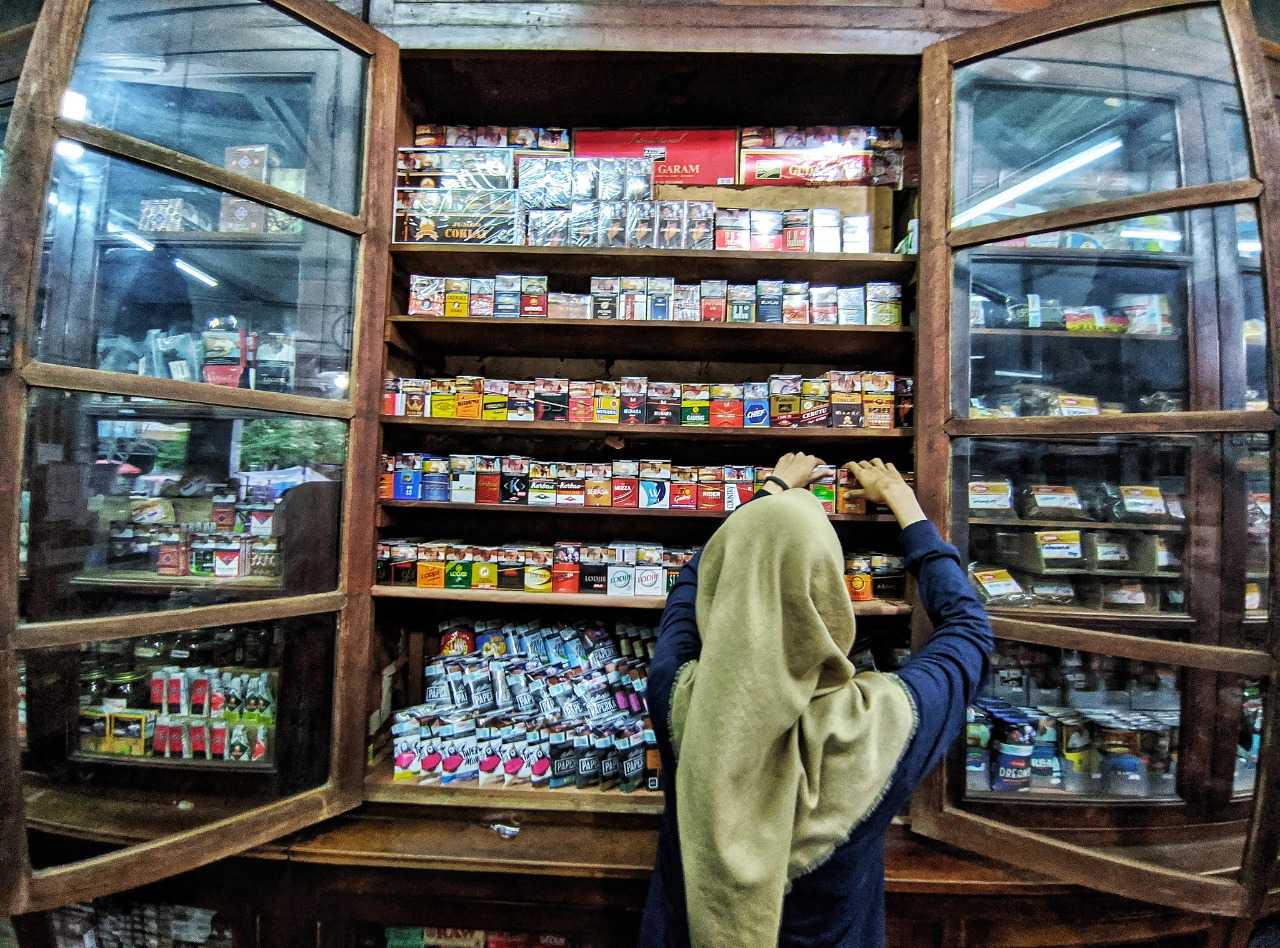 Kabar Gembira...!Komunitas Kretek Sebut Presiden Tak Melarang Rokok Ketengan