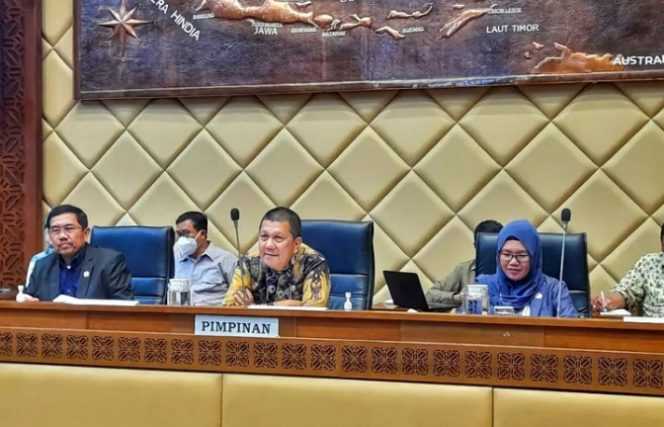 
Keterangan foto : Anggoga DPR RI, H Difriadi, Senin (3/4/2023)