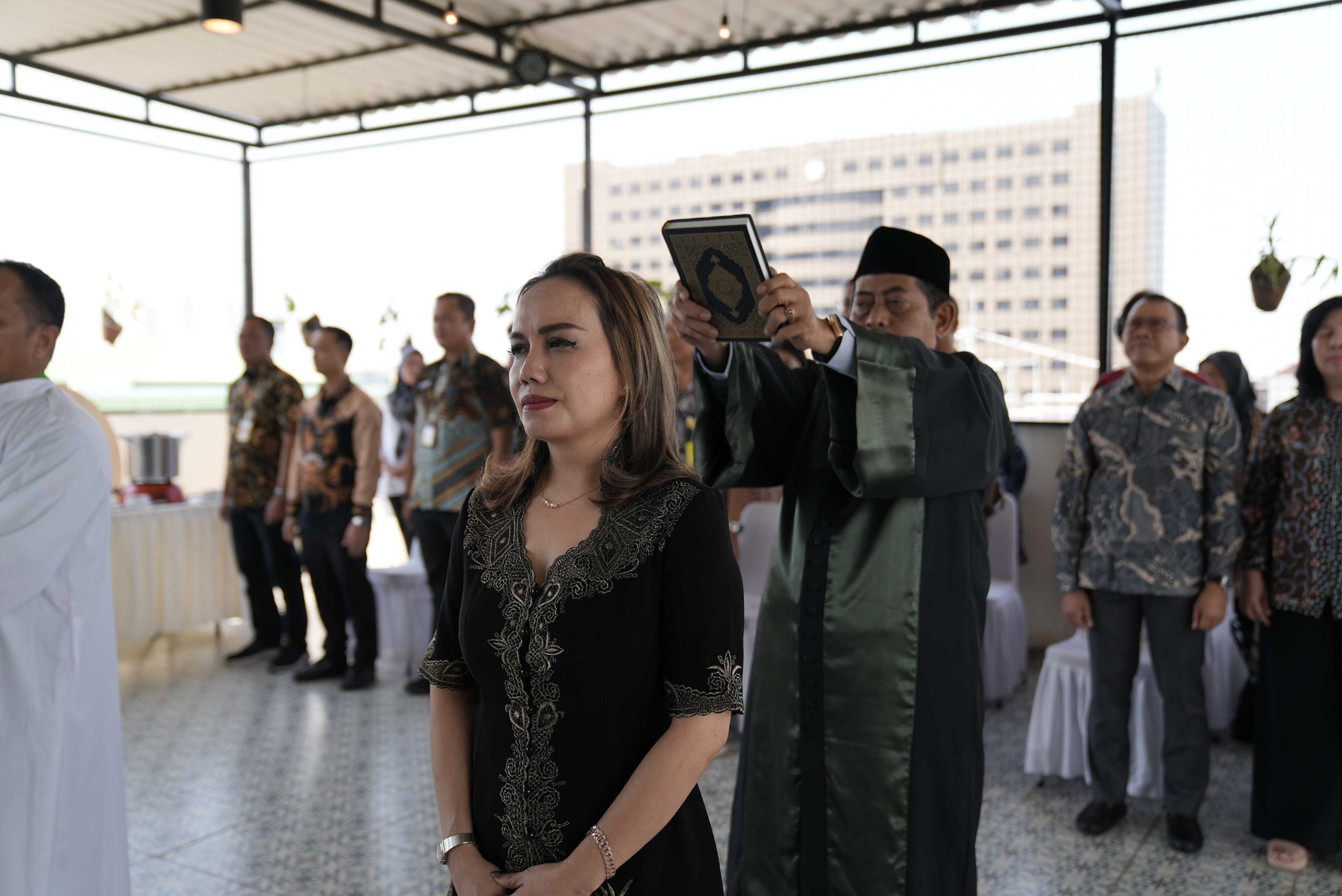 Kepala Kantor Pertanahan Kota Administrasi Jakarta Pusat Melantik 2 Ppat Wilayah Kerja Kota Administrasi Jakarta Pusat 11 Kepala Kantor Pertanahan Kota Administrasi Jakarta Pusat Melantik 2 Ppat Wilayah Kerja Kota Administrasi Jakarta Pusat