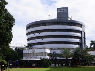 Keterangan foto : Kejaksaan Agung (Kejagung) memanggil Menteri Koordinator Bidang Perekonomian Airlangga Hartarto diperiksa sebagai saksi dalam kasus dugaan korupsi pemberian fasilitas ekspor minyak sawit mentah (Crude Palm Oil/CPO), Selasa (18/7/2023)