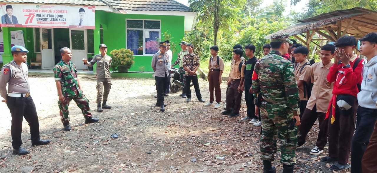 Koramil 0304 Sajira Lakukan Patroli Rutin