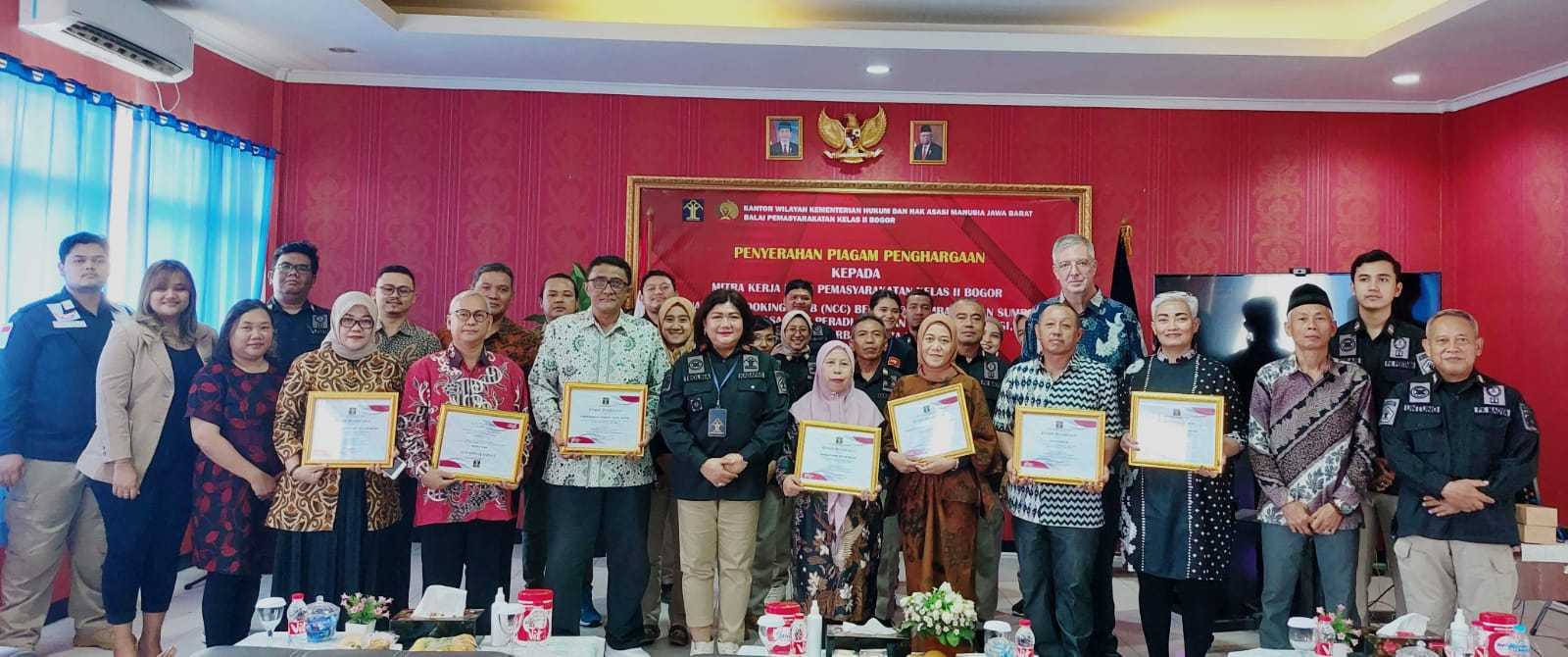 Bapas Bogor Berikan Penghargaan Kepada 7 Mitra Kerja, Begini Selengkapnya