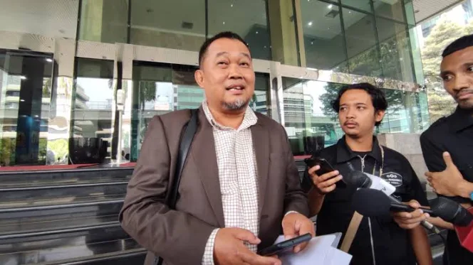 
Keterangan foto : Masyarkat Anti Korupsi Indonesia (MAKI), Senin (28/7/2024) 