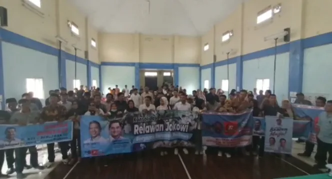 
Keterangan foto : Relawan Jokowi Bergerak Bersama Prabowo (RJBBP), Kamis (22/8/2024) 