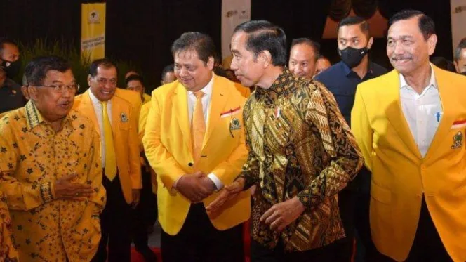 
Jokowi Dapat Melanjutkan Pembangunan Jika Menjadi Ketua Umum Partai Golkar