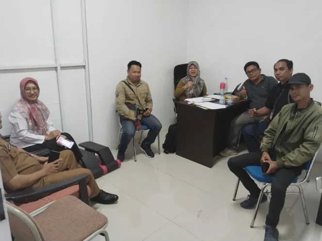 
Pasca 72 orang karyawan PT Sumber Mitra Jaya (PT. SMJ) yang diduga keracunan usai makan siang.
