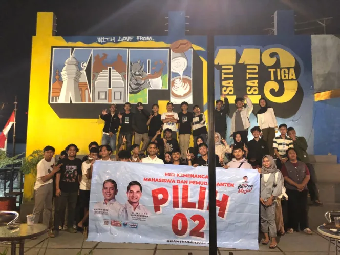 
Keterangan foto : Mahasiswa Kota Cilegon Deklarasikan Dukung Andra Soni-Dimyati di Pilgub Banten, (Kamis, 10/10/2024) 