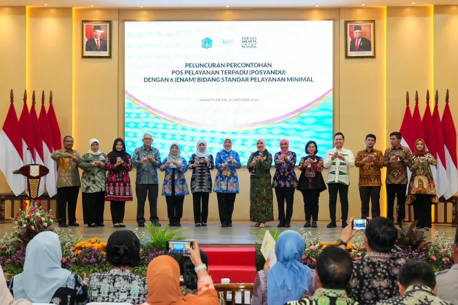 
Keterangan Foto: Ketua Umum (Ketum) Pembina Posyandu Tri Tito Karnavian dalam peluncuran 