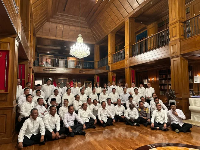 
Pembekalan kabinet Prabowo Subianto Hambalang.