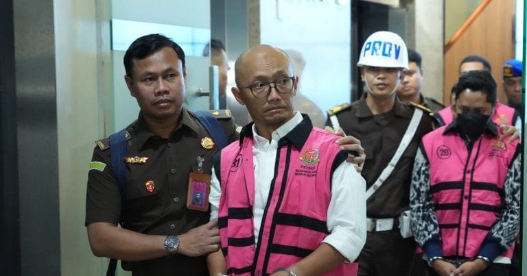 Oplos Pertalite Ke Pertamax, Gerak 08 Minta Pertamina Ganti Rugi Kerakyat 9 Jaksa Agung Menetapkan Tersangaka Oplos Pertalite Ke Pertamax.