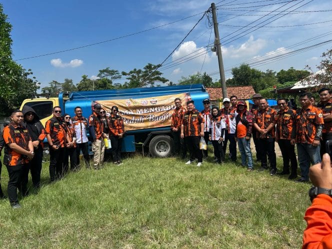 
Keterangan foto : Pengurus Pusat Satuan Pelajar dan Mahasiswa Pemuda Pancasila (PP Sapma PP) bekerja sama dengan Sapma Kab. Bekasi, Sapma Kota Bekasi, Minggu (9/3/2025)