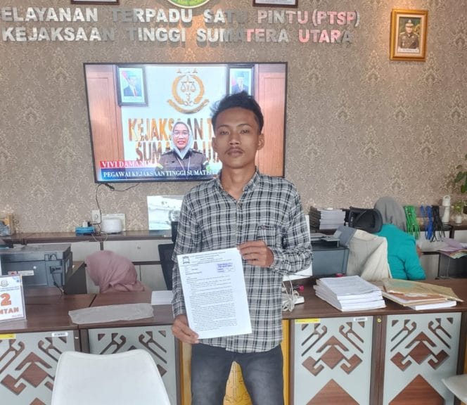 
Keterangan Foto : Koordinator AMP2K Pajarur Rohman.