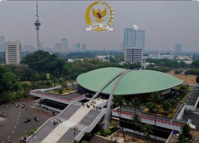 
Keterangan foto : Gedung DPR/MPR RI, Jumat (21/3/2025)