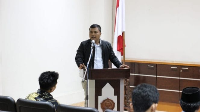 
Keterangan foto : Koordinator Nasional HAMI, Asip Irama, Kamis (15/5/2025)