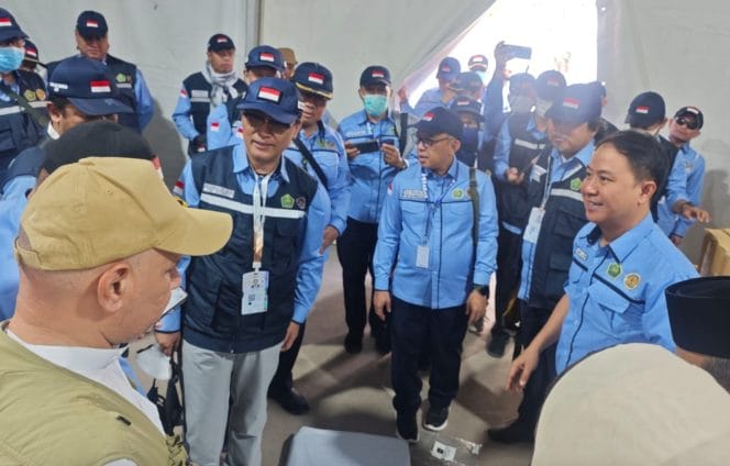 
Foto Badan Penyelenggara Jaminan Produk Halal (BPJPH) menggelar monitoring pada dapur dan sejumlah fasilitas pendukung layanan bagi jemaah haji Indonesia di Arab Saudi.