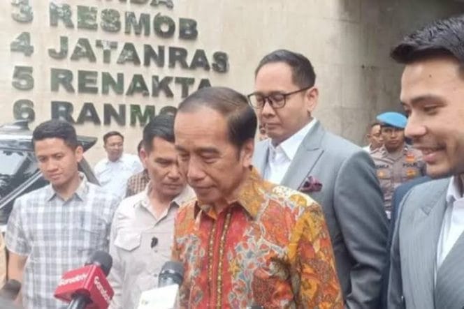 
Keterangan Foto : Presiden Ke 7 Jokowi Widodo.