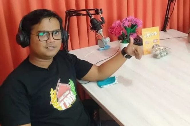 
Keterangan foto: aktivis mahasiswa, Egi Hendrawan.