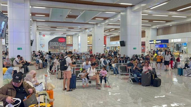 
Peningkatan volume penumpang Whoosh di momen libur dalam rangka Maulid Nabi yang berdekatan dengan akhir pekan mulai terlihat sejak Kamis 4 September 2025.