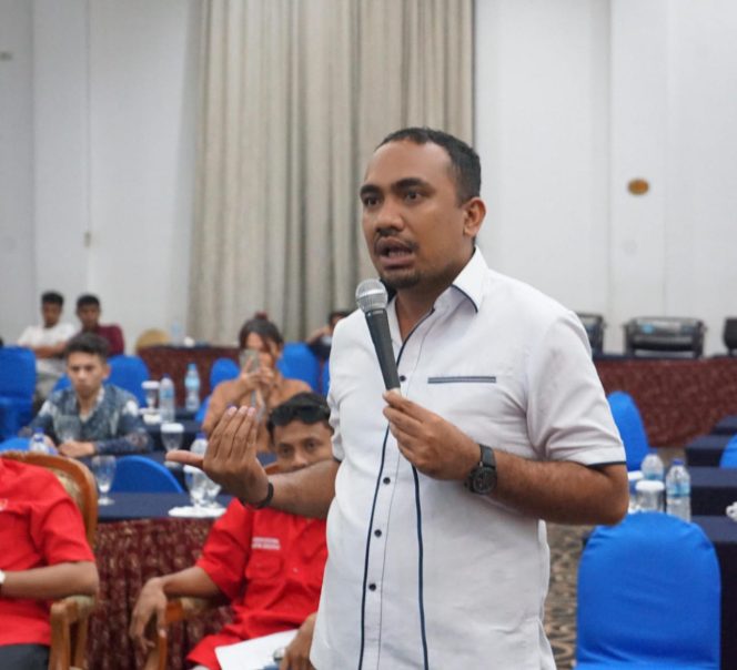 
Foto: Mesak Habari, Ketua Umum Solidaritas Anak Muda Indonesia Timur - SMIT