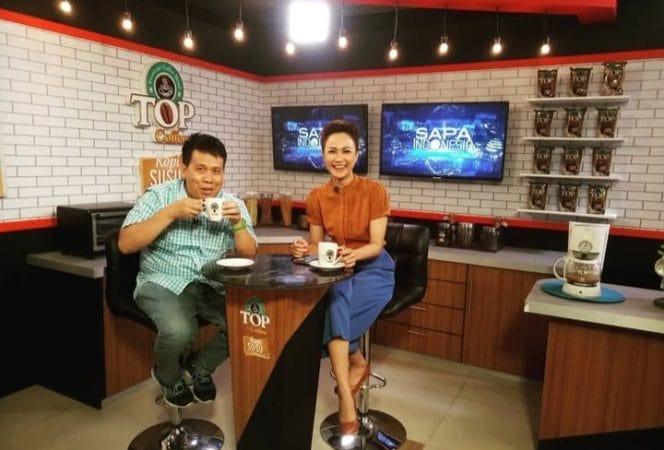 
Keterangan foto: Uchok Sky Khadafi (Kiri), Direktur Eksekutif Center for Budget Analysis (CBA).