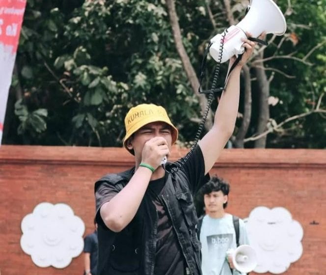 
Keterangan foto: Idham Mufarrij Hakim, Ketua Keluarga Mahasiswa Lebak (Kumala) Perwakilan Rangkasbitung.