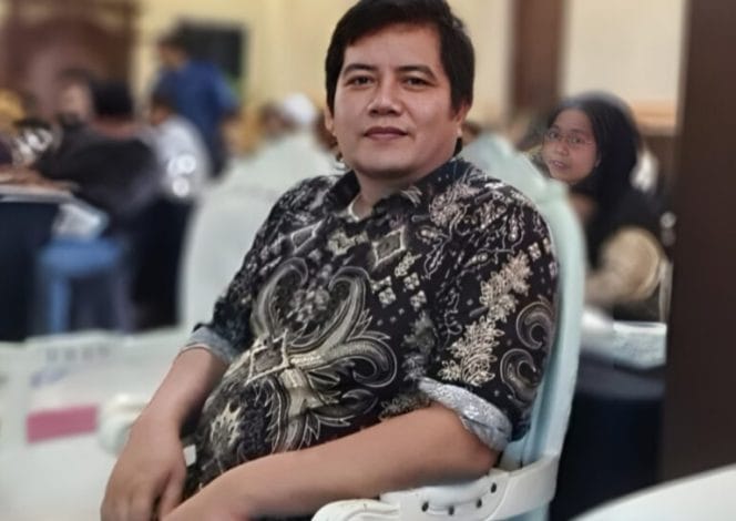 
Keterangan foto: Bambang, Anggota DPRD Kabupaten Lebak Fraksi Gerindra.