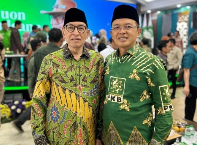 
Foto: Wakil Ketua Dewan Syuro DPP PKB, Prof. Dr. KH. Alwi Shihab (Kanan) bersama Wakil Sekretaris Dewan Syuro DPP PKB, Dr. KH. Maman Imanulhaq.