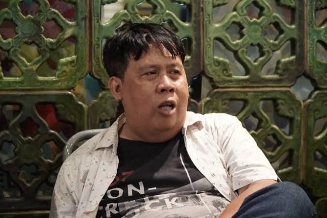 
Keterangan foto: Direktur Eksekutif CBA, Uchok Sky Khadafi