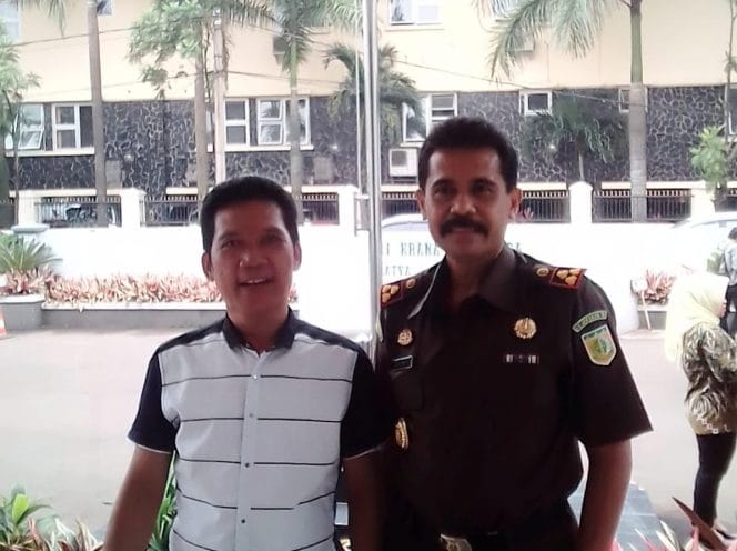 
Keterangan foto : Kepala Kejaksaan Tinggi (Kajati) Maluku Utara Sufari, Selasa (15/10/2025)