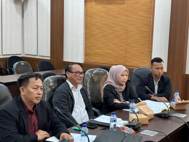 Ubaydillah, Ujang Fahrudin Jetli, Jamaludin, dan Ani Nurhayati.Hasil Kinerja TKPP Kota Sukabumi Bisa Dibuktikan Ke Publik