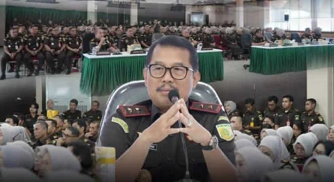 
Keterangan foto : Kepala Kejaksaan Tinggi (Kejati) Sulawesi Selatan, Didik Farkhan Alisyahdi, Senin (27/10/2025)