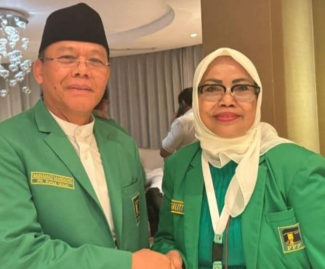 
Foto: Ketua Umum PPP Muhamad Mardiono Bersama Ketua DPW PPP Papua Barat Daya, Rosmiah Mattalitti.