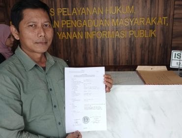 Foto: Sekretaris Jenderal BCW, Agus Suryaman, saat di Kejagung pada Selasa (29/10/2025).