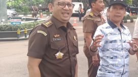 Keterangan foto : Matahukum Mukhsin Nasir bersama Kepala Kejaksaan Negeri ( Kejari) Kabupaten Karawang Dedy Irwan Virantama, Sabtu (1/11/2025)