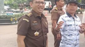 Keterangan foto : Matahukum Mukhsin Nasir bersama Kepala Kejaksaan Negeri ( Kejari) Kabupaten Karawang Dedy Irwan Virantama, Sabtu (1/11/2025)