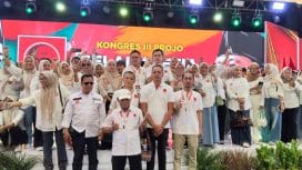 Keterangan foto : Ketua Projo Banten, Zulhamedy Syamsi, Selasa (4/11/2025)