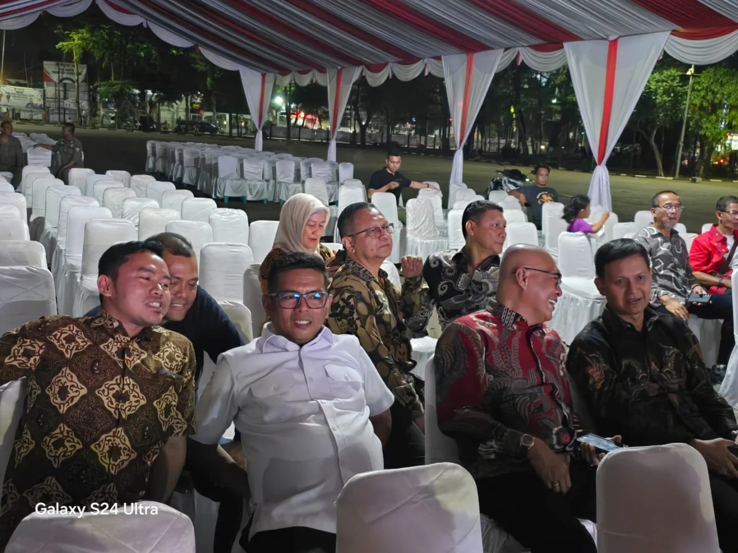 Gubernur Andra Soni Dan Sekda Hadiri Gladi Resik Kick Off Hpn 2026 Di Alun-Alun Kota Serang 1 Gubernur Andra Soni Dan Sekda Hadiri Gladi Resik Kick Off Hpn 2026 Di Alun-Alun Kota Serang
