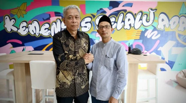 Keterangan foto: Farkhan Evendi (Kanan) Ketua Umum DPN Bintang Muda Indonesia (Dok Istimewa-red).