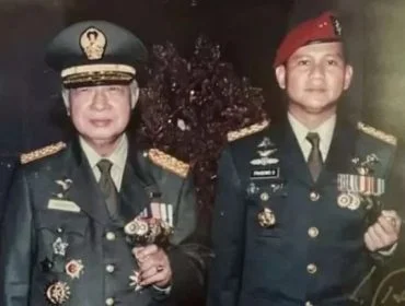 Mantan Presiden ke 2 Soeharto dan Presiden Prabowo Subianto, Kamis (13/11/2025)