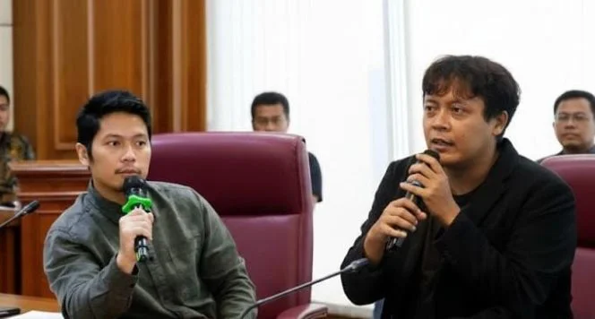 
Keterangan foto : Dosen Komunikasi Politik Universitas Paramadina Erik Ardiyanto dan Dosen Ilmu Politik dan Pemerintahan Insan Praditya Anugrah, Kamis (25/12/2025)