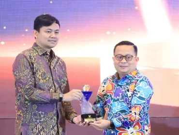 Kemenag kembali meraih predikat Badan Publik Informatif pada Anugerah Keterbukaan Informasi Publik 2025.