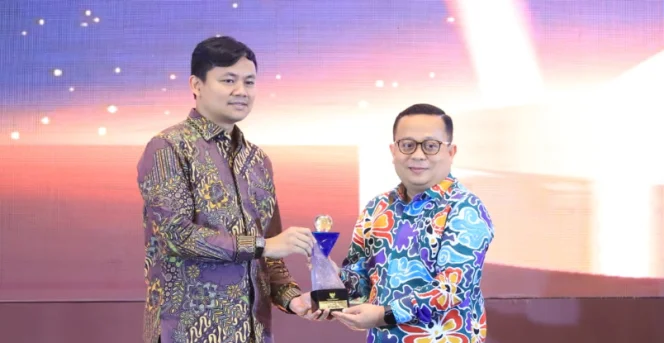 
Kemenag kembali meraih predikat Badan Publik Informatif pada Anugerah Keterbukaan Informasi Publik 2025.